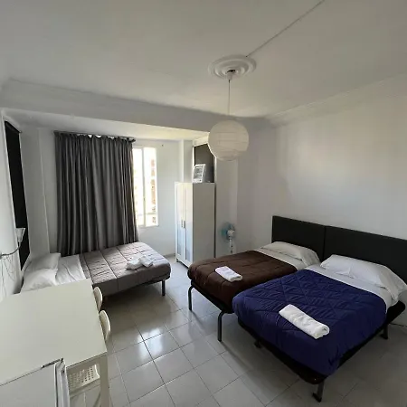 Homestay Center *