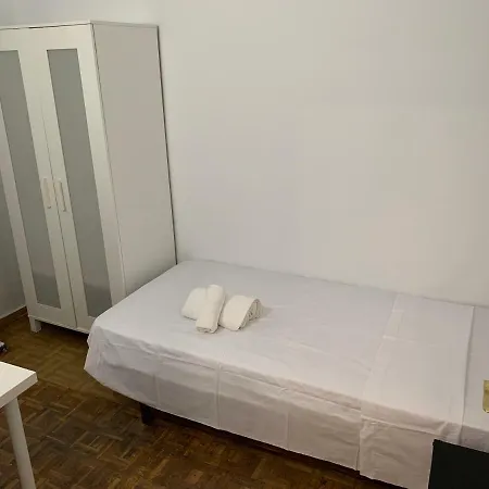 Center Homestay