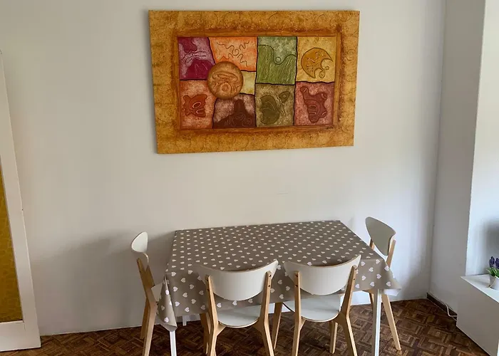 Center Alloggio in famiglia Valenza